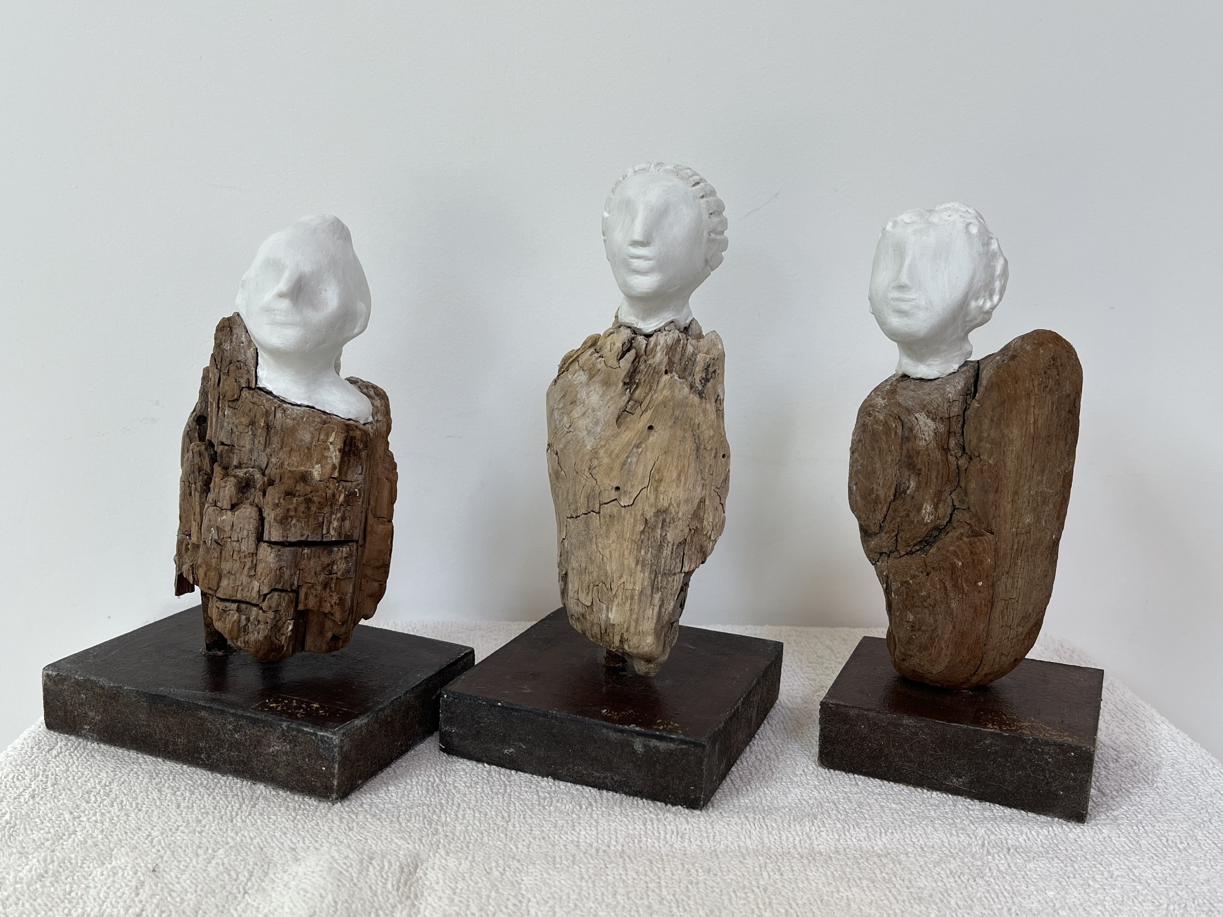 Dames de temps anciens : la Grecque, la Romaine, la Barbare