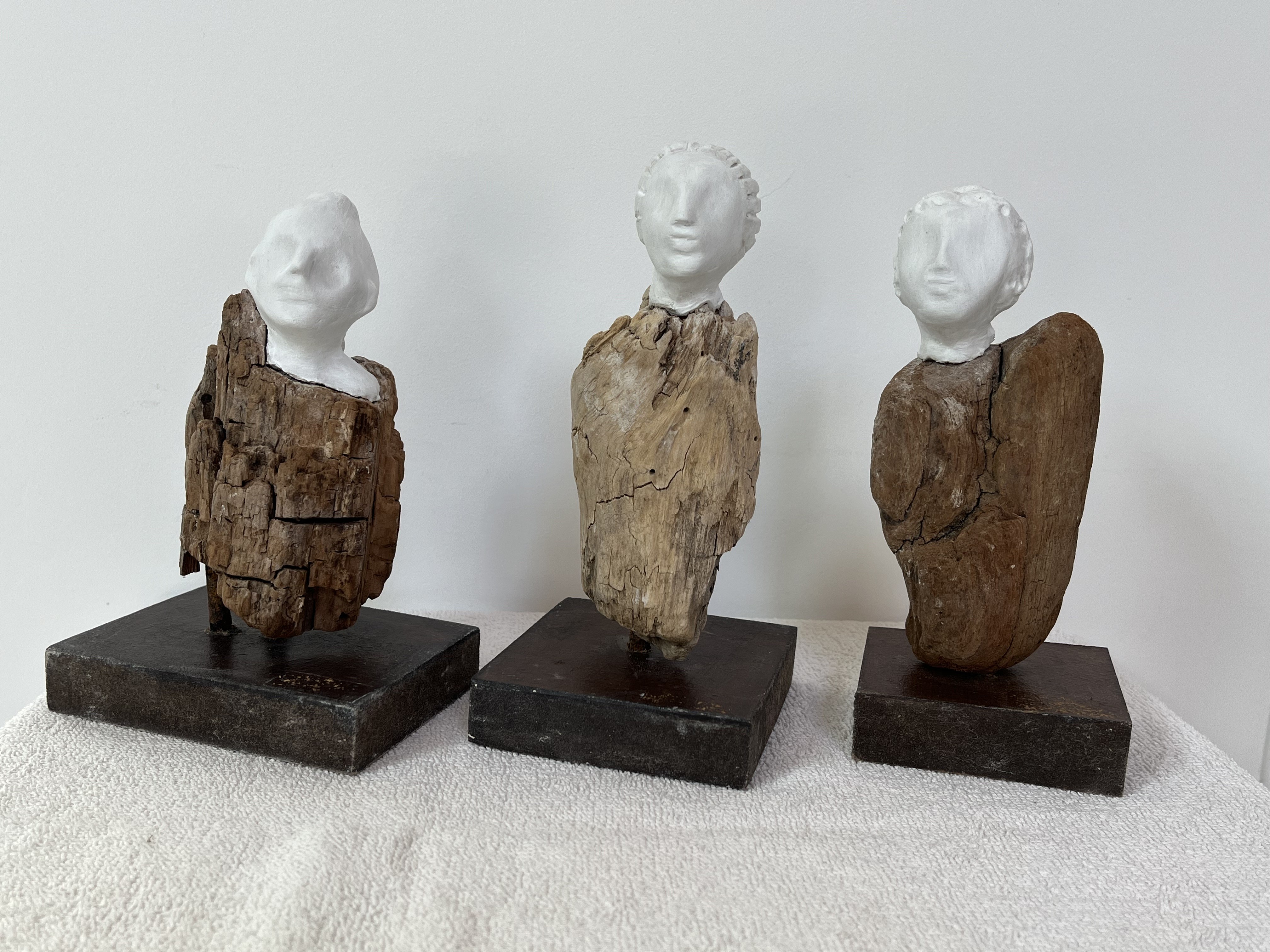 Dames de temps anciens : la Grecque, la Romaine, la Barbare